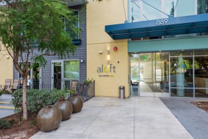 Aloft_Downtown-San-Diego-condos_Entry (3) 